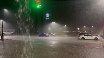 Thunderstorms drop heavy rain on parts of Texas