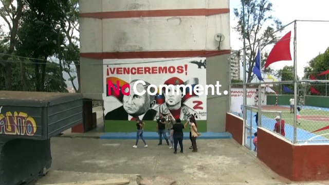 Mural of Putin and Chávez shows Venezuelans' support for the Russian president