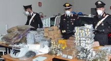 Volvera (TO) - 200 chili di droga dietro finto muro: arrestato 62enne (05.04.22)