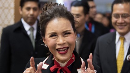 GALA VIDEO - Princesse, actrice et rebelle : qui est Ubolratana de Thaïlande?