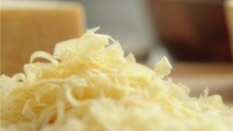 Risque de listeria : Leclerc rappelle des lots de fromage