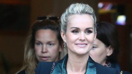 GALA VIDEO - Laeticia Hallyday : pourquoi son sosie dans le clip de Johnny provoque la colère des internautes
