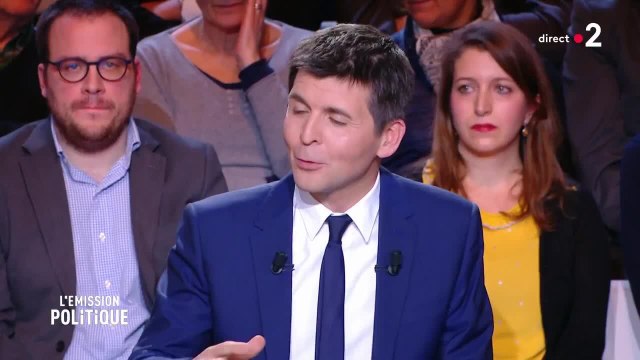 GALA VIDEO - Gros coup de fatigue de Bernard Tapie : il est obligé d’annuler sa venue sur France 2