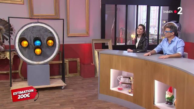 GALA VIDÉO - Julien Cohen amusé (Affaire conclue) : cet achat qu'il a vite regretté