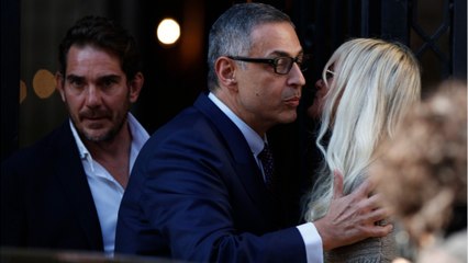 GALA VIDÉO - L'avocat de Laeticia Hallyday accuse Laura et David de « bafouer " la mémoire de leur père