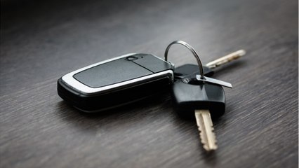 Des dizaines de voitures volées à la clé électronique retrouvées en Afrique