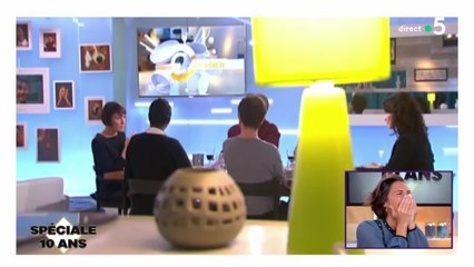 GALA VIDEO - Anne-Elisabeth Lemoine et Mathieu Noël se moquent des fautes de français d'Alessandra Sublet