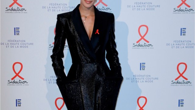 GALA VIDEO - PHOTO – Iris Mittenaere gâtée par son chéri Diego : ce cadeau à l’histoire incroyable