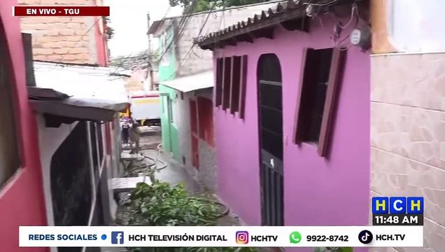 Bomberos extinguen incendio en vivienda de col. La Joya