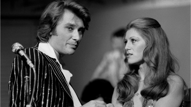 GALA VIDÉO - Johnny Hallyday préférait l’amitié virile : Sheila explique pourquoi ils n’étaient pas très proches