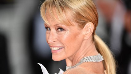 GALA VIDÉO - Estelle Lefébure : son conseil à ses filles Ilona et Emma contre les agressions sexuelles dans le show-biz