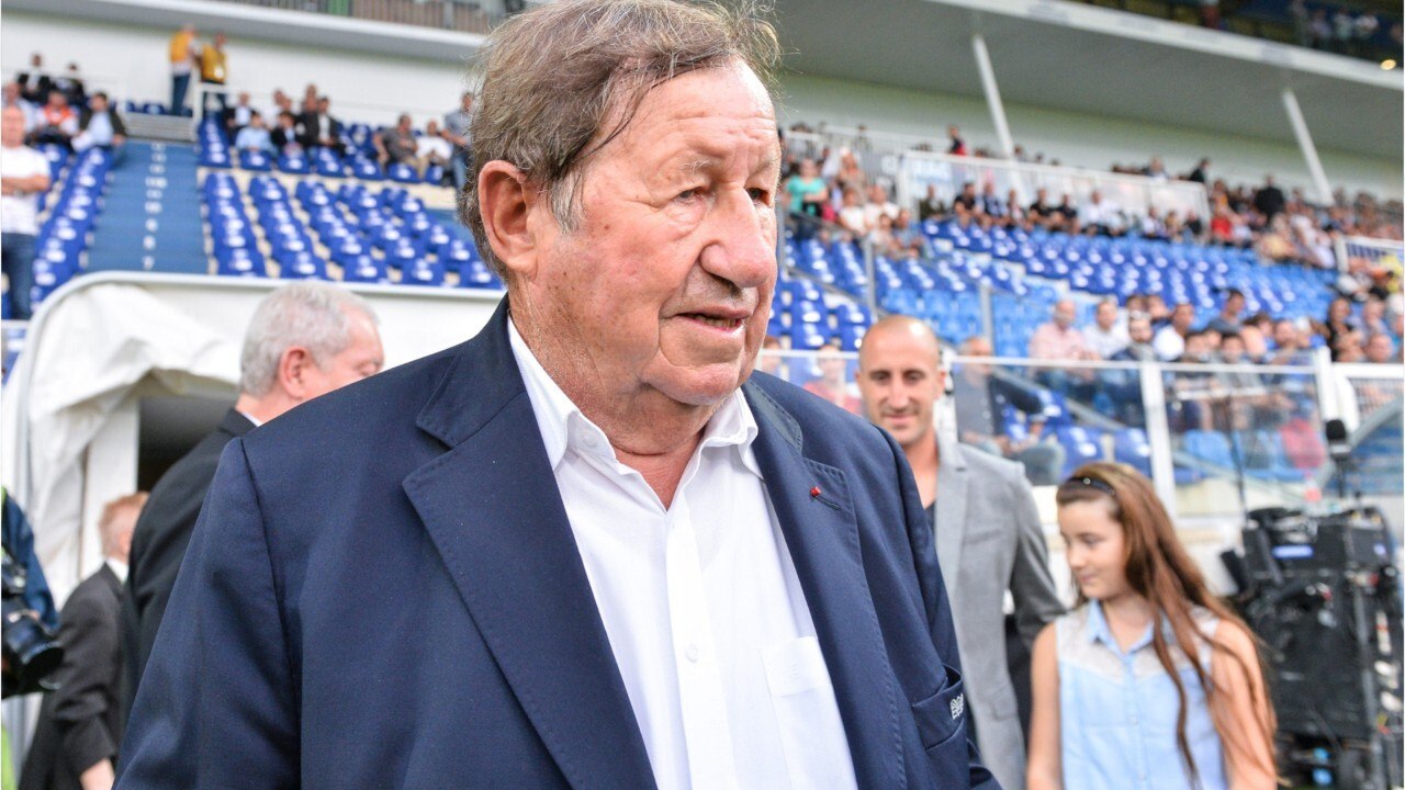 GALA VIDÉO _ « Ce sont les hommes qui accouchent maintenant ? " : le gros dérapage de Guy Roux