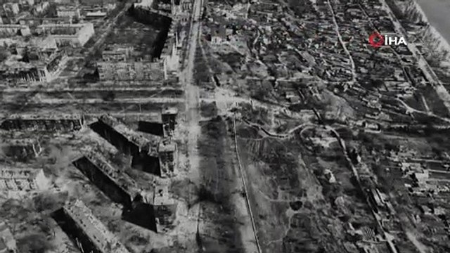 Mariupol'deki yıkım havadan görüntülendi