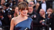 GALA VIDÉO - Carla Bruni : pourquoi elle a fait profil bas lors de son mariage avec Nicolas Sarkozy