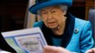 GALA VIDEO - Elizabeth II serait harcelée par le même individu qu’une célèbre actrice, découvrez laquelle