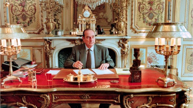 GALA VIDEO - Jacques Chirac : cette obsession qu'il avait le jour du mariage de Claude et Frédéric Salat-Baroux
