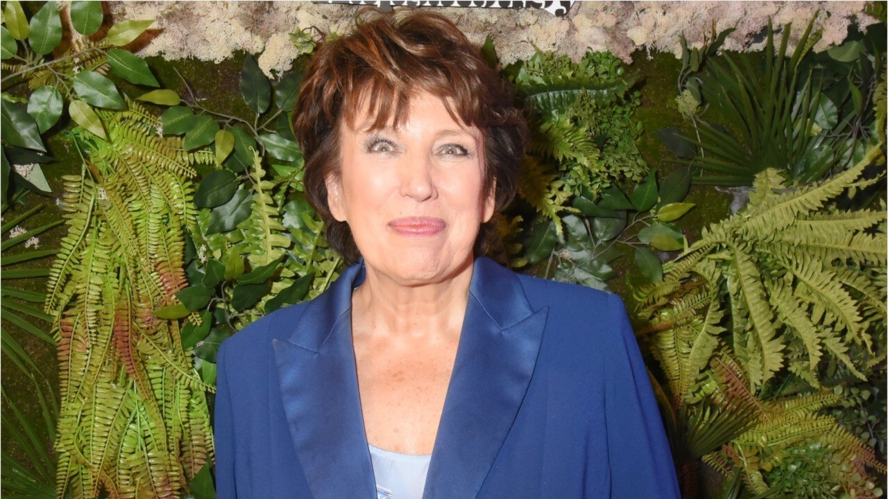 GALA VIDEO - Pandémie : quand Elise Lucet s'étonnait des deux milliards de masques achetés par Roselyne Bachelot