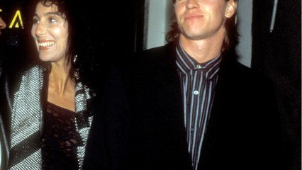 GALA VIDÉO - Guéri du cancer, Val Kilmer remercie son ex, la chanteuse Cher