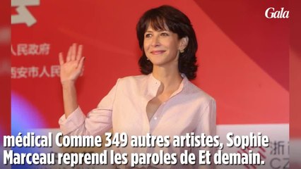 GALA VIDEO - Sophie Marceau au naturel pour soutenir les soignants : cette vidéo inattendue