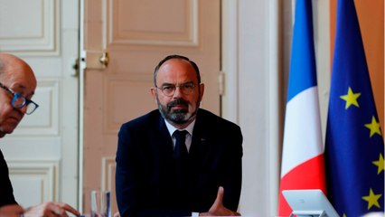 GALA VIDEO - Édouard Philippe sur la sellette : Jean-Yves Le Drian mystérieux sur ses envies de Matignon