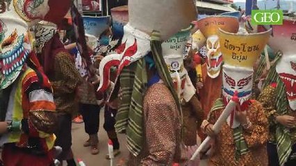 Thailande : la folle parade paienne de Phi Ta Khon [Making-of GEO]