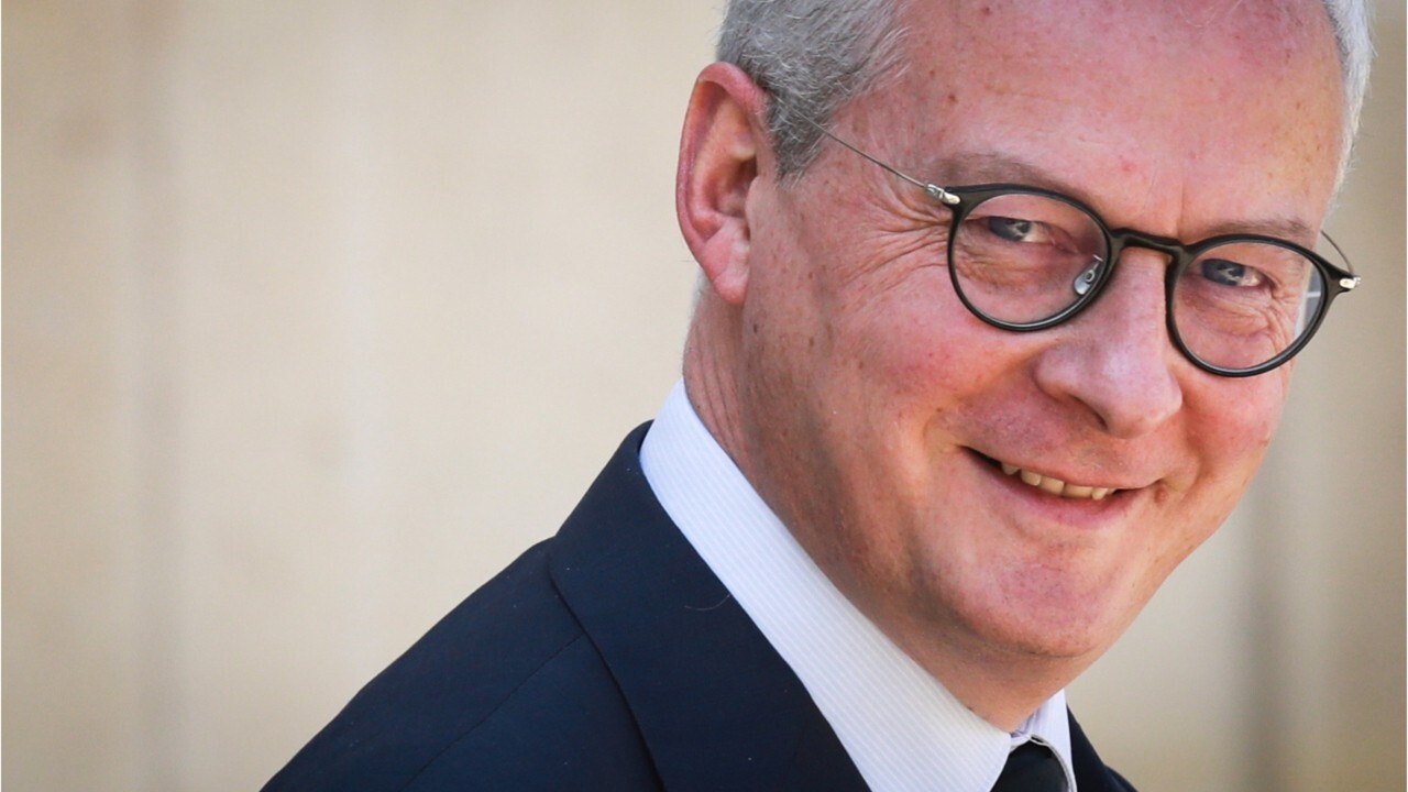 GALA VIDEO - PHOTO – Bruno Le Maire en jogging : ce cliché « décontracté " qui amuse