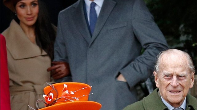 GALA VIDEO - Meghan Markle et Harry pas fâchés avec la reine et le prince Philip