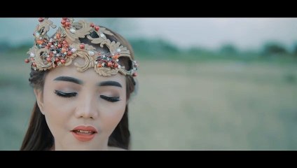 Syahiba Saufa  Iyo Wes Official Music Video