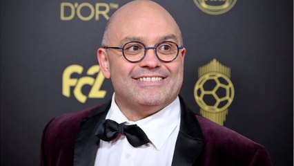 GALA VIDÉO - Le journaliste Yoann Riou menacé par un consultant sportif, il balance