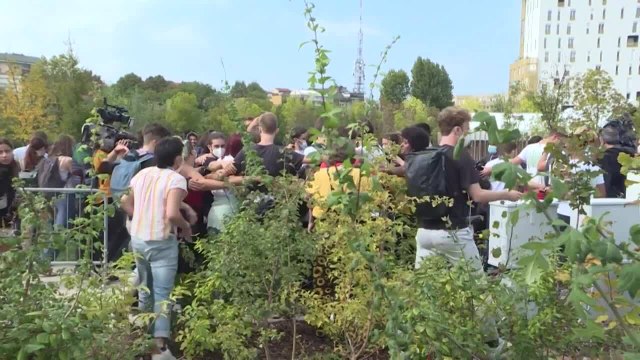 Il est temps : les jeunes veulent leur mot à dire pour sauver la planète