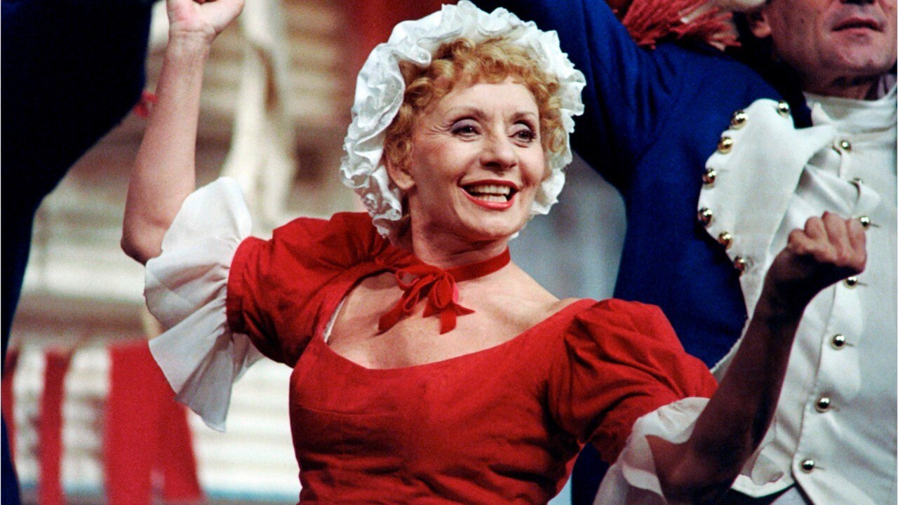 GALA VIDÉO - Mort d’Annie Cordy : qui était présent à ses côtés ?