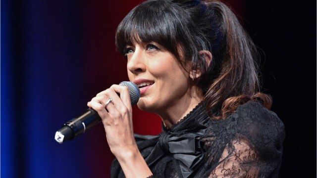 VOICI Nolwenn Leroy boycottée du festival Les Vieilles charrues ? « Ils ont un problème avec ma tronche