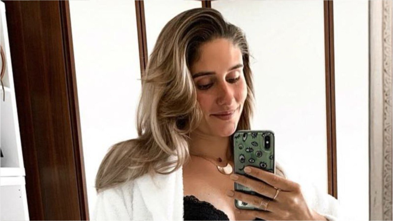 VOICI – Jesta en petite tenue dévoile son énorme baby bump, un ancien de Koh-Lanta n’en revient pas