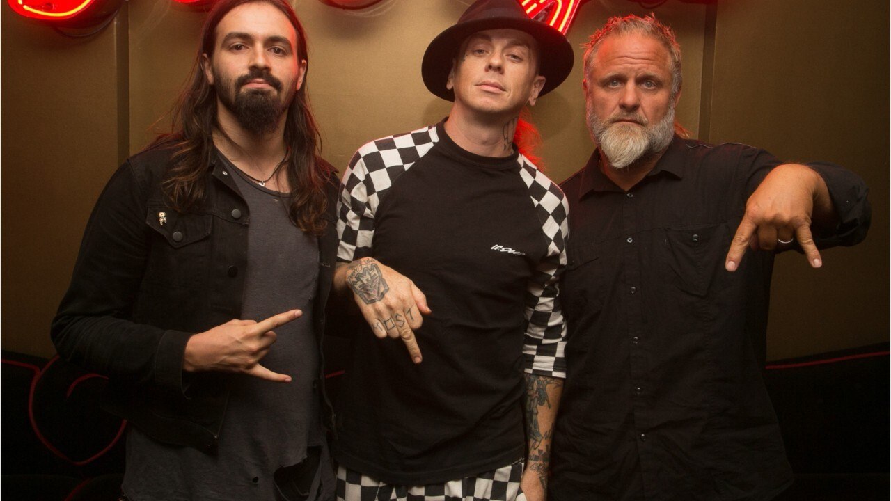 VOICI - V2 Shawn Crahan (Slipknot) Dévasté : Sa Fille Est Morte À 22 Ans (2)