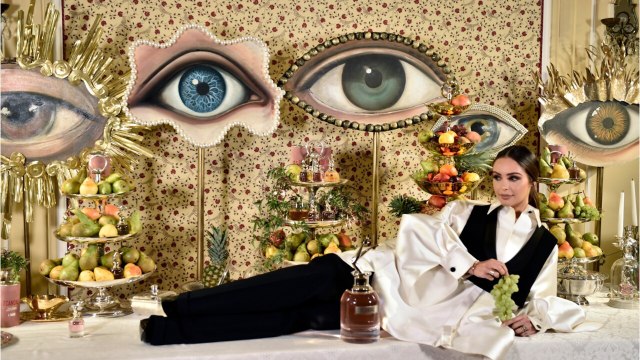 VOICI - Nabilla émeut la toile avec son baby bump et une déclaration à son bébé