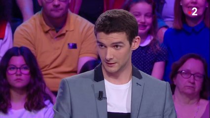 VOICI - Un animateur de colo raconte cette anecdote très gênante dans TLMVPSP