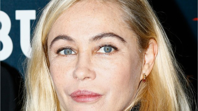 VOICI Emmanuelle Béart : ce bel hommage à son père Guy que va rendre son mari Frédéric Chaudier