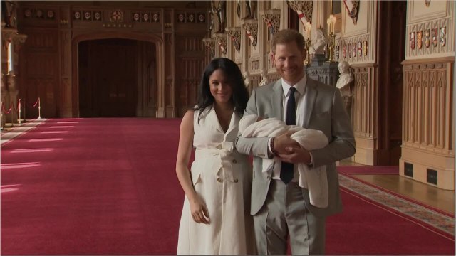 VOICI - Meghan Markle : quand aura lieu le baptême d'Archie ?