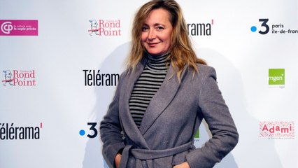 VOICI - Julie Ferrier : ces complications qui l’ont empêchée de devenir maman