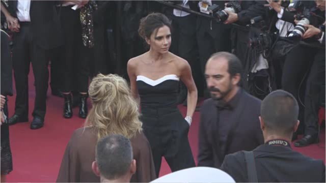 Voici - PHOTO Victoria Beckham Ex-spice Girl : Le Cliché Hommage Trop Mignon De Sa Fille Harper