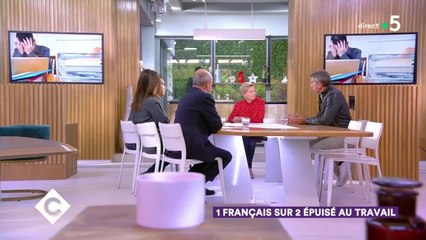 VOICI - VIDEO Michel Cymes se confie sur son burn-out dans C à Vous