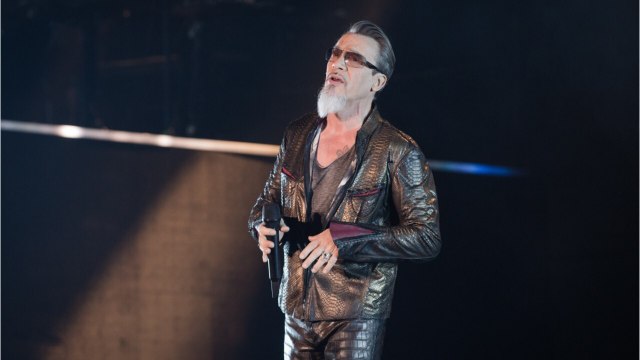 VOICI-Florent Pagny a ENFIN coupé sa longue barbichette : les fans sont conquis par le résultat