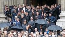 VOICI - Obsèques de Peter Lindbergh à Paris : Carla Bruni, Naomi Campbell, Kate Moss très affectées