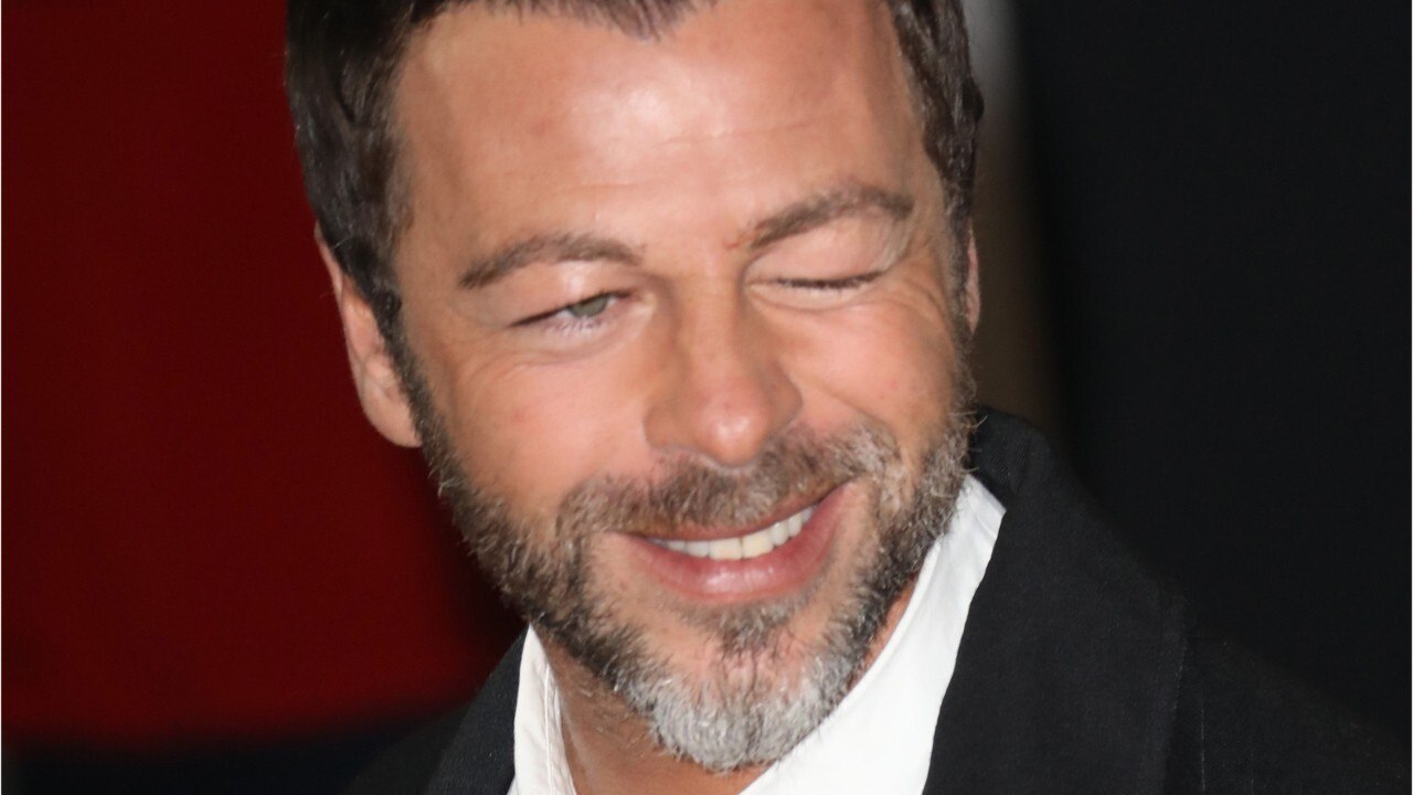 VOICI Christophe Maé : Pourquoi Il a Très Mal Vécu Ses Premières Parties De Johnny Hallyday (1)