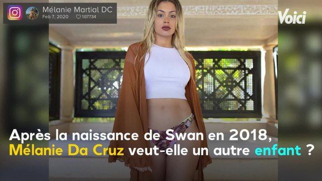 Mélanie Da Cruz pose en bikini, ses fans pensent qu’elle est enceinte