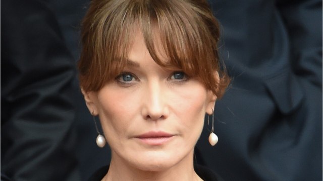 VOICI - Carla Bruni-Sarkozy Partage Une Adorable Vidéo De Ses Vacances Avec Sa Fille Giulia (1)