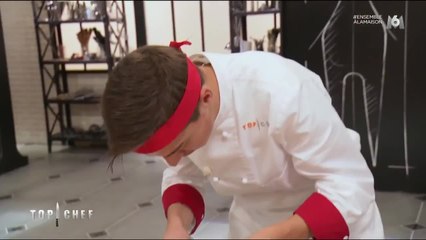 VOICI Top Chef 2020 : la brigade rouge tente un nouveau look, les internautes se moquent