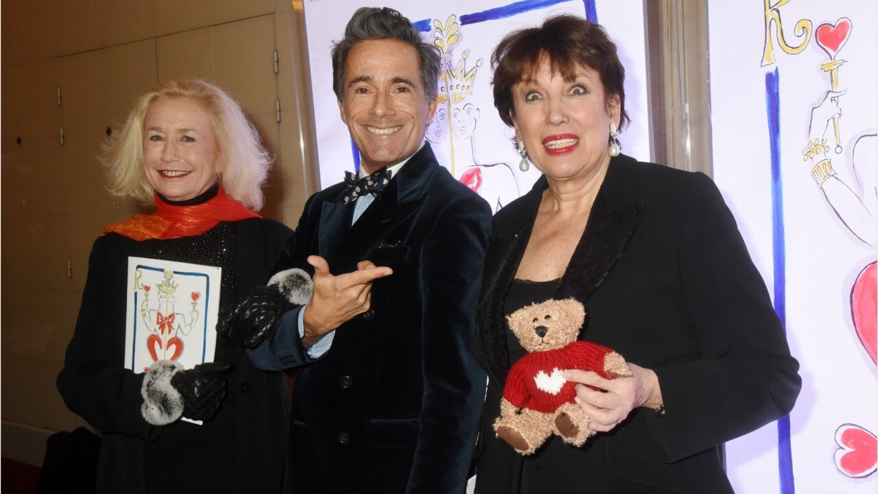 VOICI Exaspérée, Roselyne Bachelot insulte une femme qui ne respecte pas les consignes contre le coronavirus