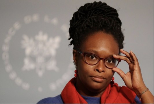 VOICI _ Sibeth Ndiaye évoque un confinement compliqué avec son mari Patrice Roques