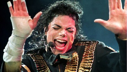 VOICI Michael Jackson : cet étrange sosie qui affole les internautes !